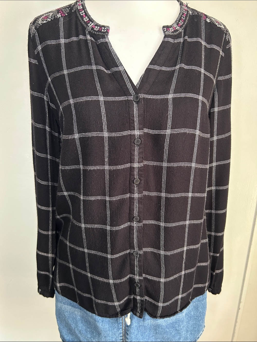 Daniel Rainn Women's Black Windowpane Button-Front Blouse